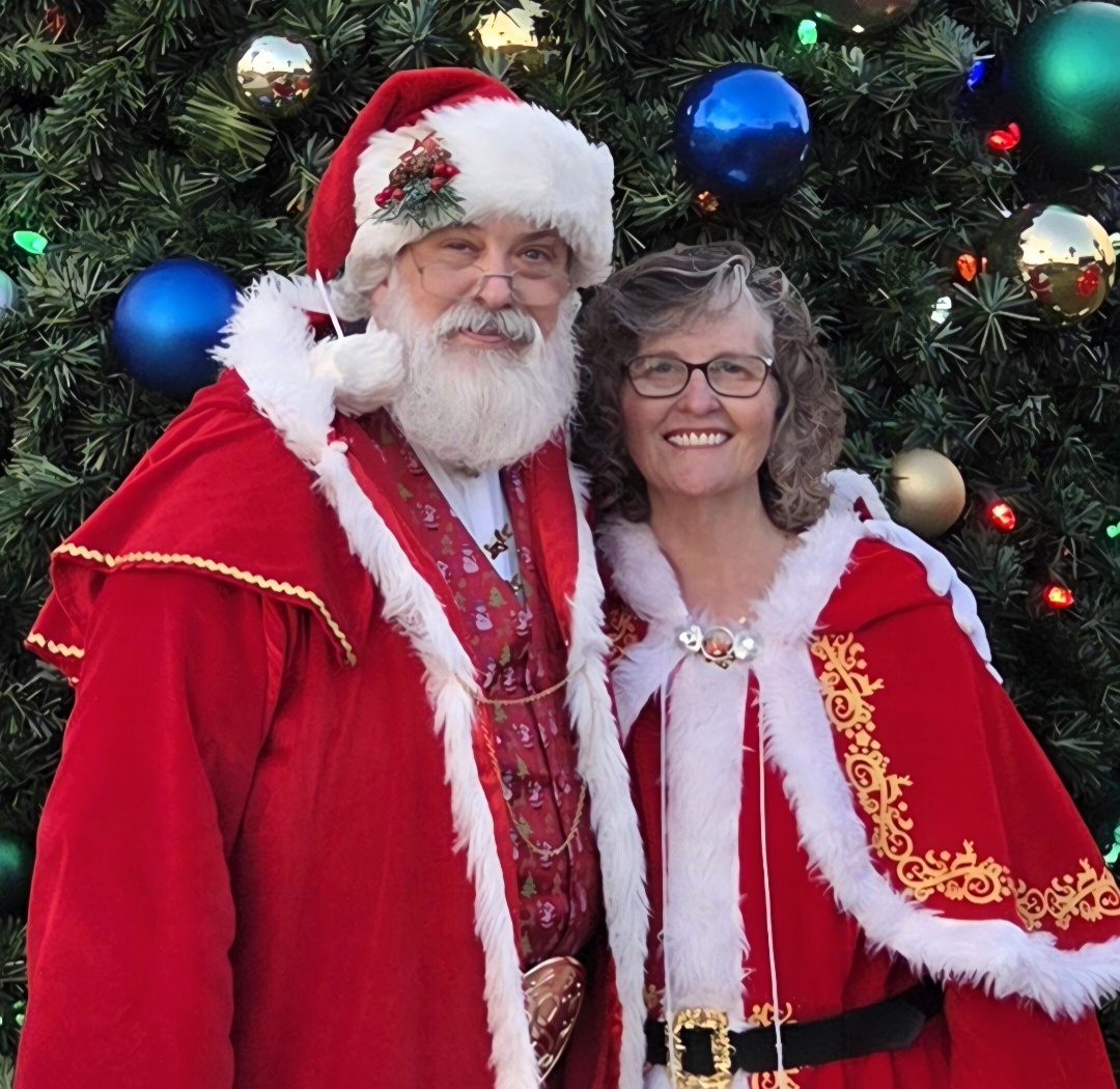 Meet Santa & Mrs. Claus of JaxSanta